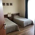 Апартаменти Spacious 2 Bed Close To Gondola