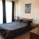 Апартаменти Spacious 2 Bed Close To Gondola *