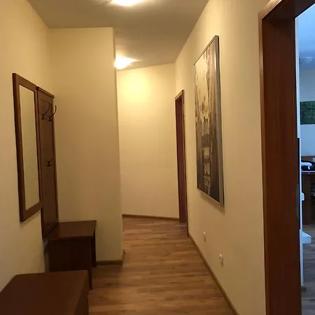 Апартаменты Spacious 2 Bed Close To Gondola