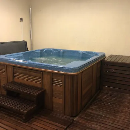 Apartment Spacious 2 Bed Close To Gondola Bansko